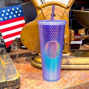 NWT: Venti Starbucks cold cup!!! Purple and teal